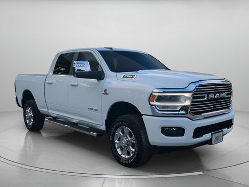 Used 2024 RAM 2500 Laramie w/ Safety Group AWD/4WD image 2