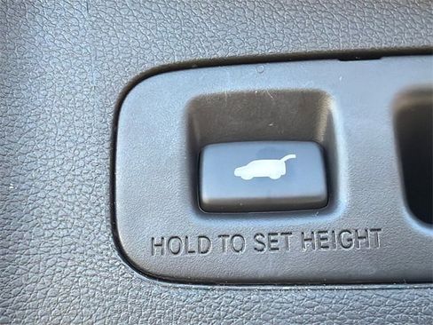 Used 2020 Honda CR-V Touring image 19