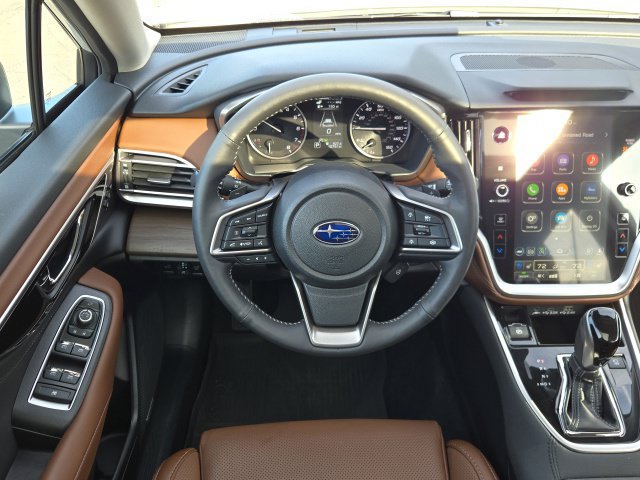 Certified 2025 Subaru Outback Touring XT AWD/4WD image 3