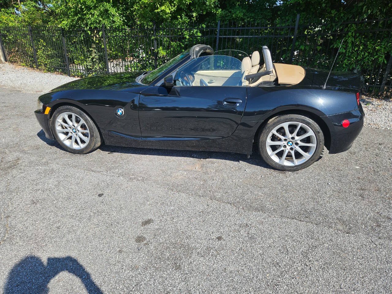 Used 2006 BMW Z4 3.0i RWD image 69