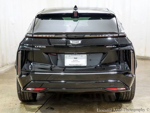 New 2025 Cadillac Lyriq Luxury w/ LPO, Floor Liner Package image 5