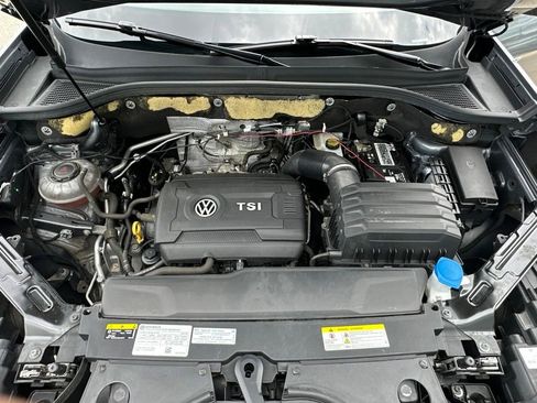 Used 2023 Volkswagen Atlas Cross Sport SE AWD/4WD image 29