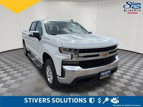 Used 2022 Chevrolet Silverado 1500 LT w/ Safety Package image 3