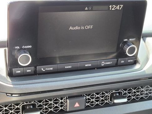 Certified 2025 Honda Accord SE image 17