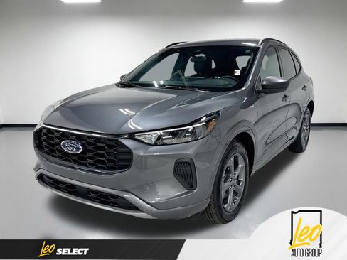 Used 2023 Ford Escape ST-Line w/ Tech Pack #1 AWD/4WD image 1