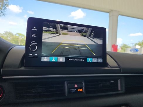 Used 2025 Honda Pilot EX-L image 30