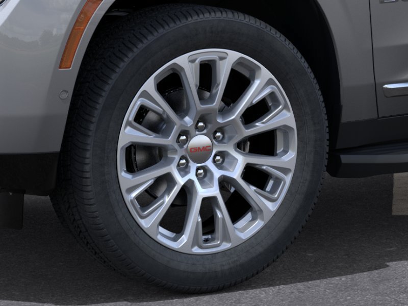 New 2026 GMC Yukon Denali w/ Advanced Technology Package AWD/4WD image 9