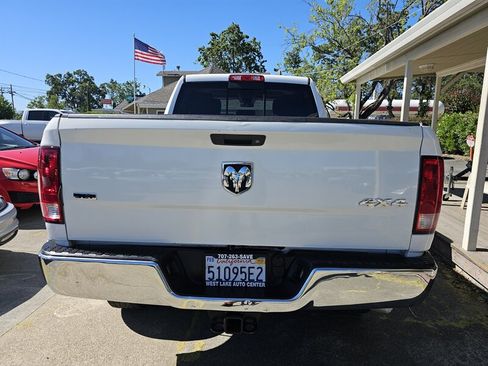 Used 2017 RAM 2500 SLT AWD/4WD image 8