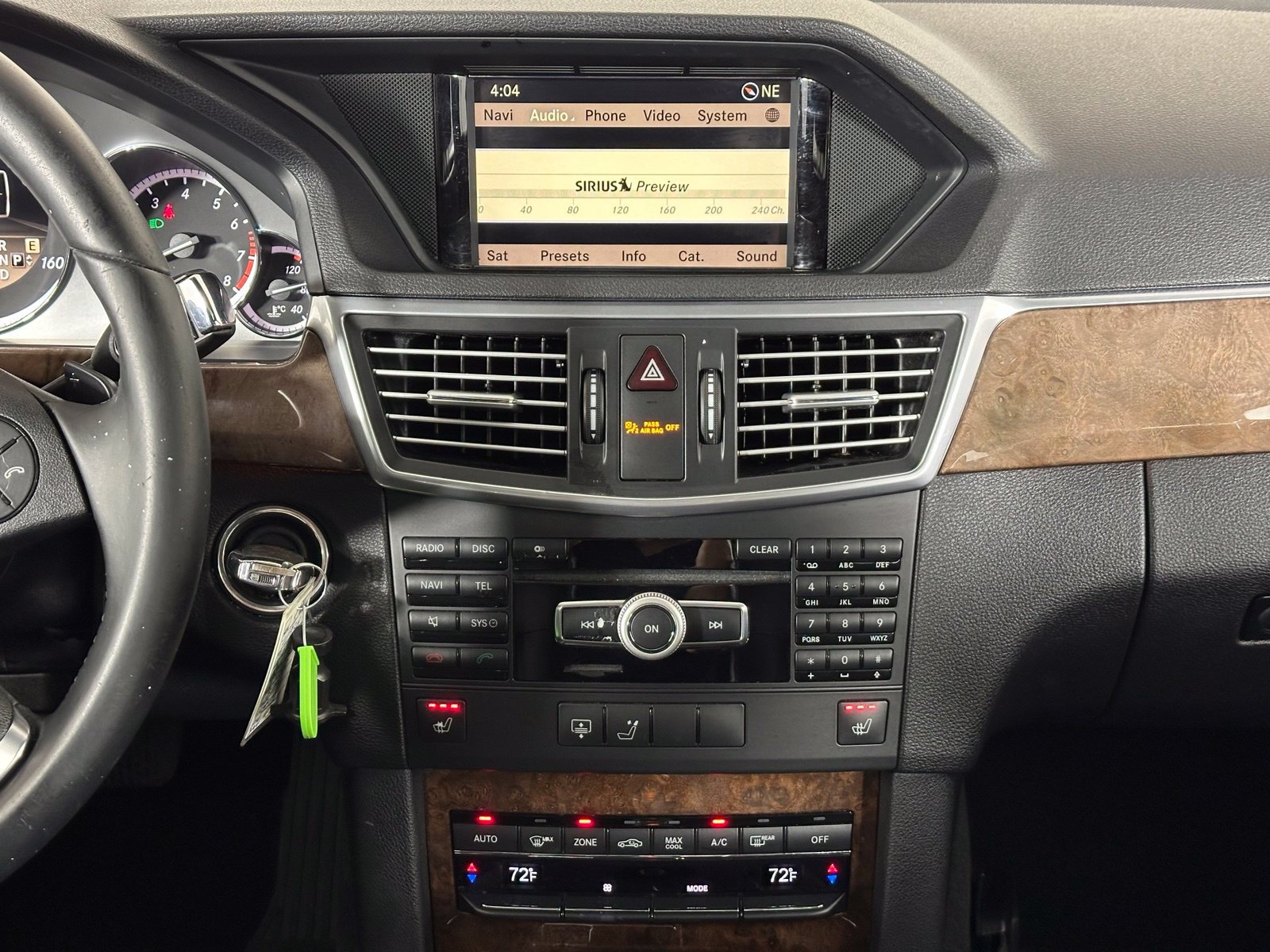 Used 2011 Mercedes-Benz E 350 4MATIC Sedan image 11