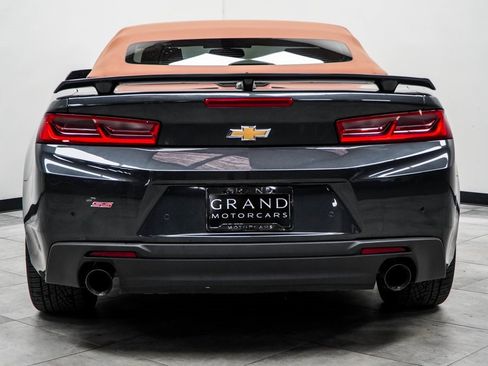Used 2017 Chevrolet Camaro SS image 10
