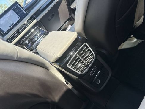 Used 2023 Lincoln Nautilus Black Label AWD/4WD image 25