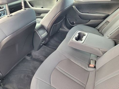 Used 2019 Hyundai Sonata SE image 9