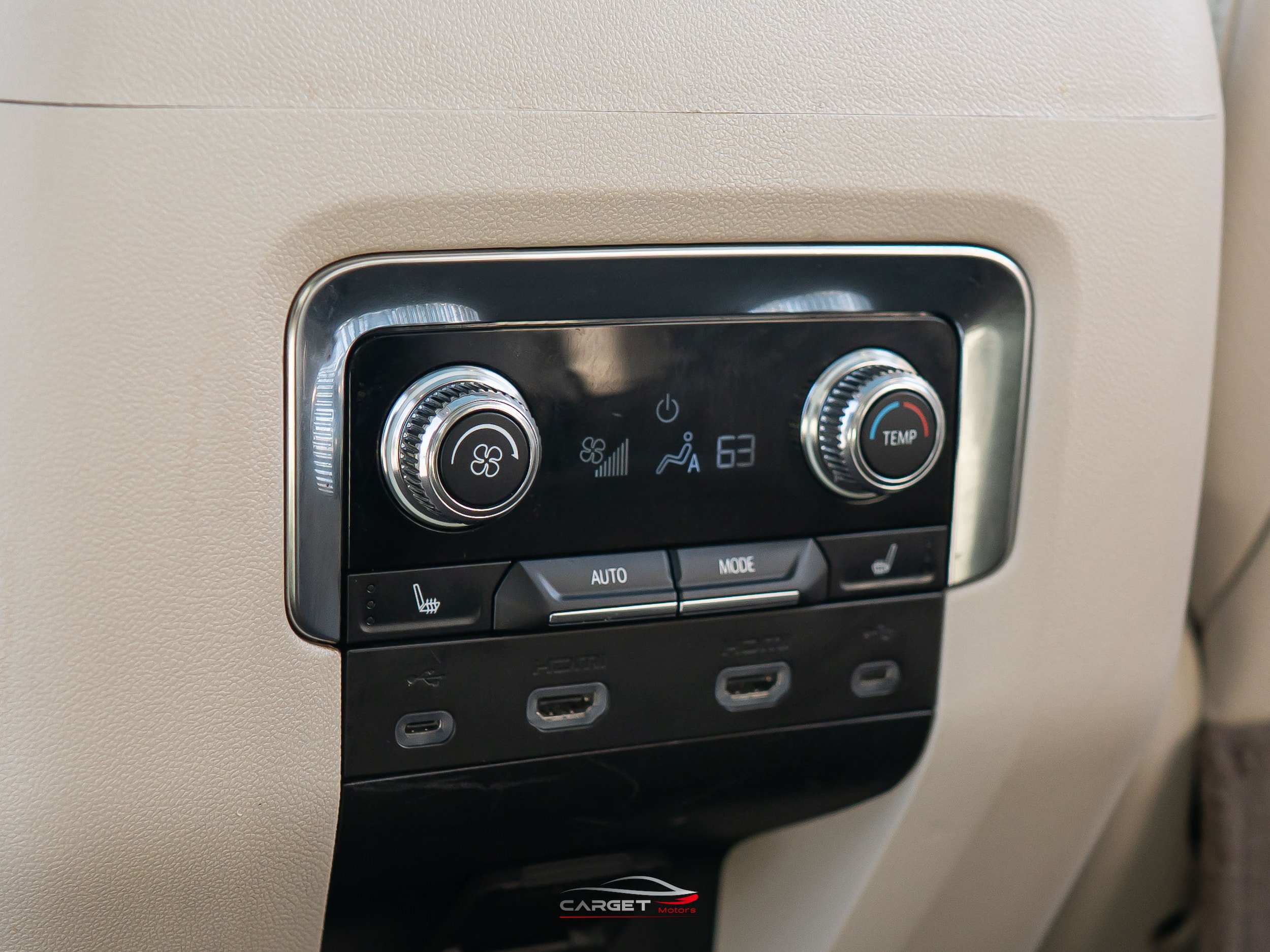 Used 2021 GMC Yukon XL Denali w/ Denali Premium Package RWD image 25