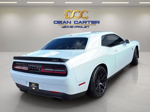 Used 2015 Dodge Challenger SRT Hellcat image 13