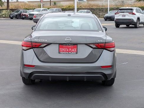 Used 2024 Nissan Sentra SV FWD image 9