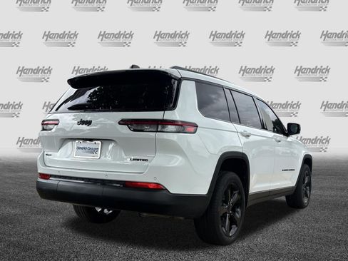 Used 2024 Jeep Grand Cherokee L Limited w/ Black Appearance Package AWD/4WD image 10