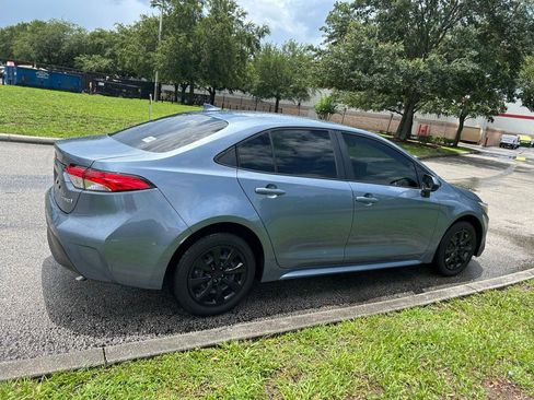 Used 2023 Toyota Corolla LE FWD image 6