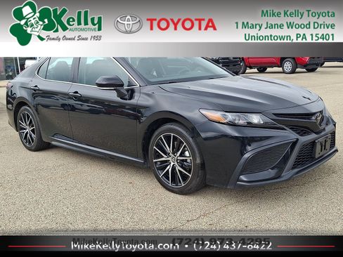 Used 2024 Toyota Camry SE FWD image 1