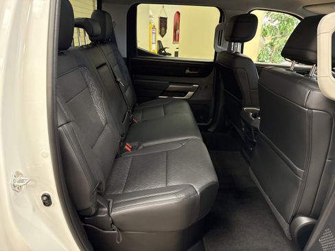 Used 2022 Toyota Tundra SR5 w/ SR5 Premium Package image 19