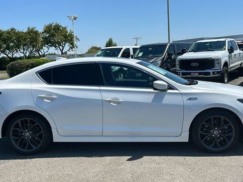 Used 2022 Acura ILX image 2