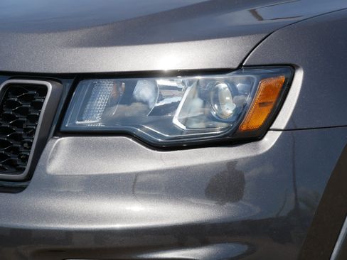 Used 2021 Jeep Grand Cherokee Limited w/ Quick Order Package 28K 80th AWD/4WD image 16
