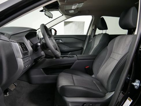 New 2026 Nissan Rogue SV AWD/4WD image 15