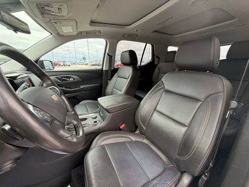 Used 2020 Chevrolet Traverse Premier w/ Redline Edition image 27
