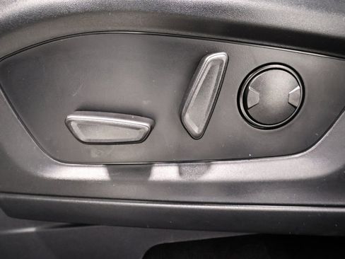 New 2026 Ford Explorer ST-Line w/ ST-Line Street Pack image 13