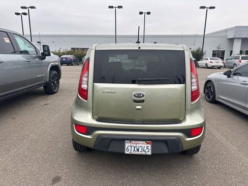 Used 2012 Kia Soul + w/ Audio Pkg image 5