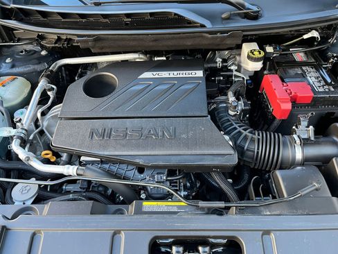 Used 2025 Nissan Rogue SV image 33
