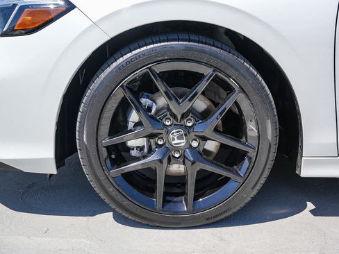 Used 2025 Honda Civic Sport image 11
