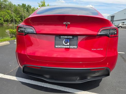 Used 2022 Tesla Model Y Long Range AWD/4WD image 11