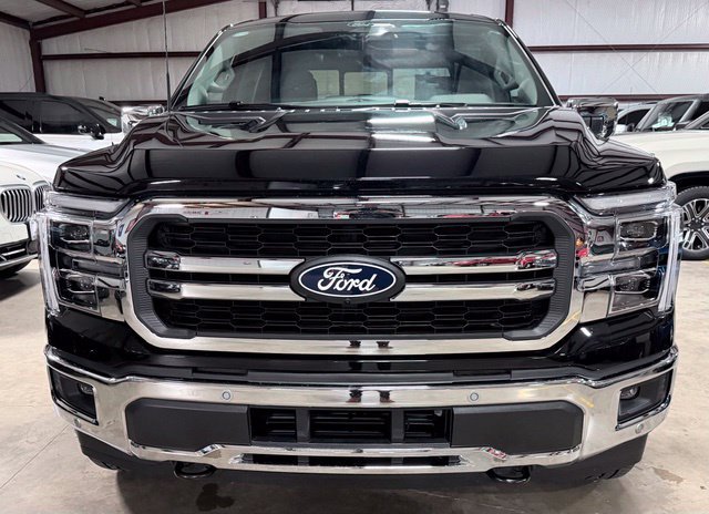 Used 2026 Ford F150 Lariat w/ Equipment Group 501A Mid AWD/4WD image 8