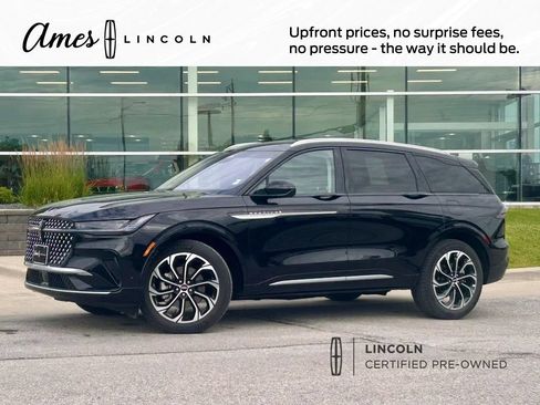 Used 2024 Lincoln Nautilus Reserve w/ Equipment Group 202A AWD/4WD image 1