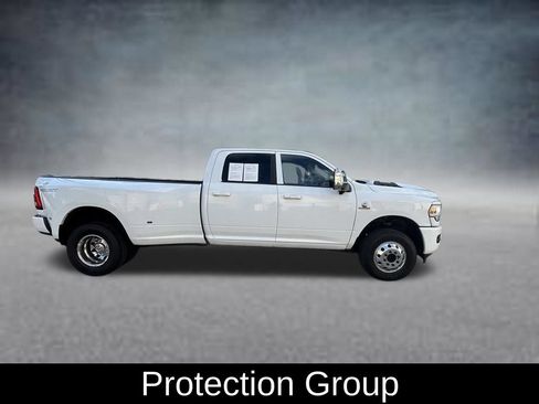 Used 2023 RAM 3500 Laramie AWD/4WD image 8