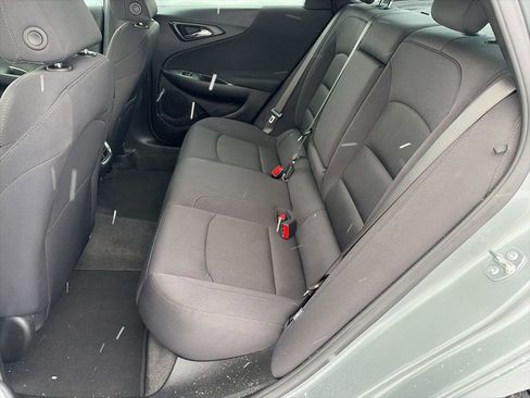 Used 2025 Chevrolet Malibu LT image 12