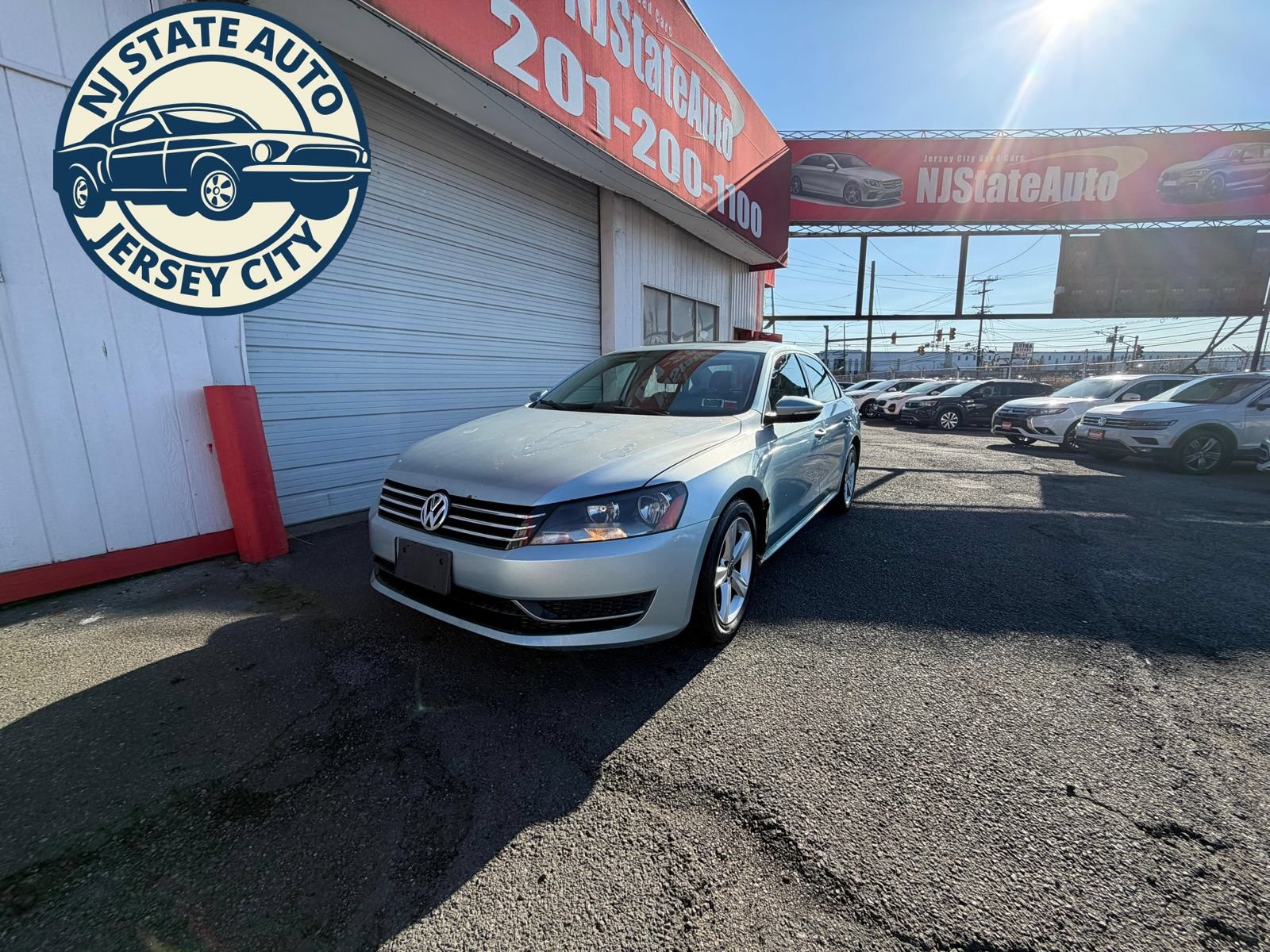 Used 2012 Volkswagen Passat 2.5 SE FWD image 2