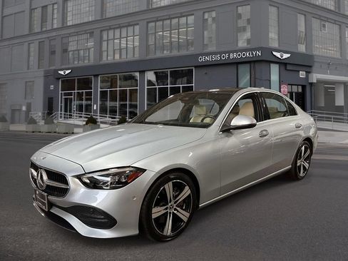 Used 2023 Mercedes-Benz C 300 4MATIC Sedan image 1
