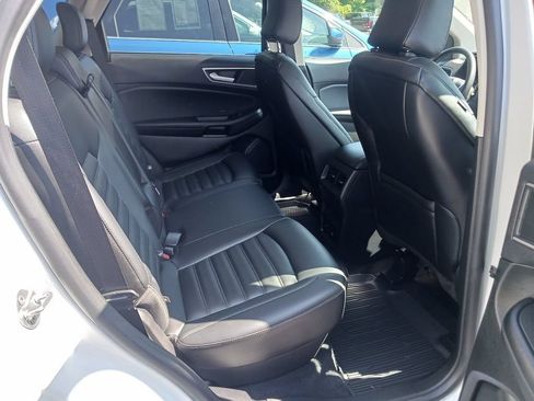 Used 2022 Ford Edge SEL w/ Convenience Package AWD/4WD image 5