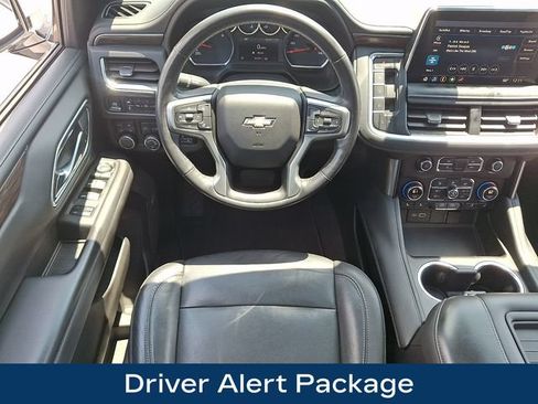 Used 2021 Chevrolet Tahoe LT w/ LT Signature Package AWD/4WD image 3