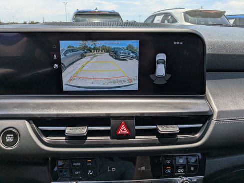 Certified 2025 Kia Seltos EX FWD image 23