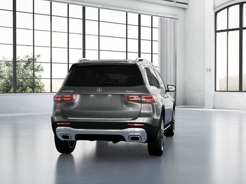 New 2026 Mercedes-Benz GLB 250 4MATIC image 24