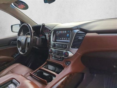 Used 2018 Chevrolet Tahoe Premier w/ RST Edition image 24