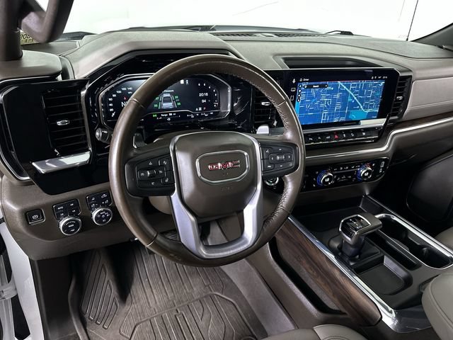 Used 2022 GMC Sierra 1500 SLT AWD/4WD image 21