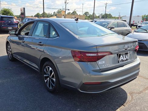 Used 2024 Volkswagen Jetta S FWD image 10