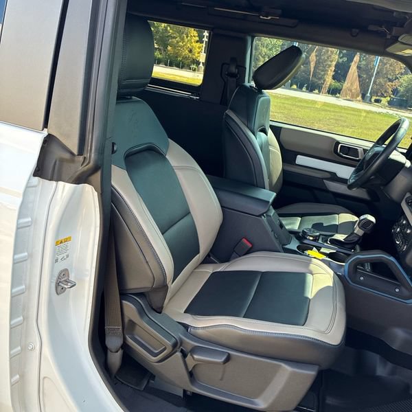 Used 2023 Ford Bronco Wildtrak AWD/4WD image 16