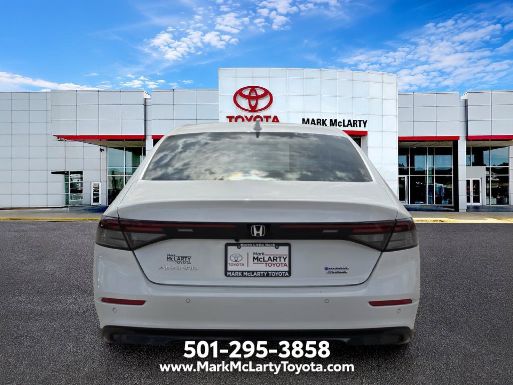 Used 2025 Honda Accord Touring image 4