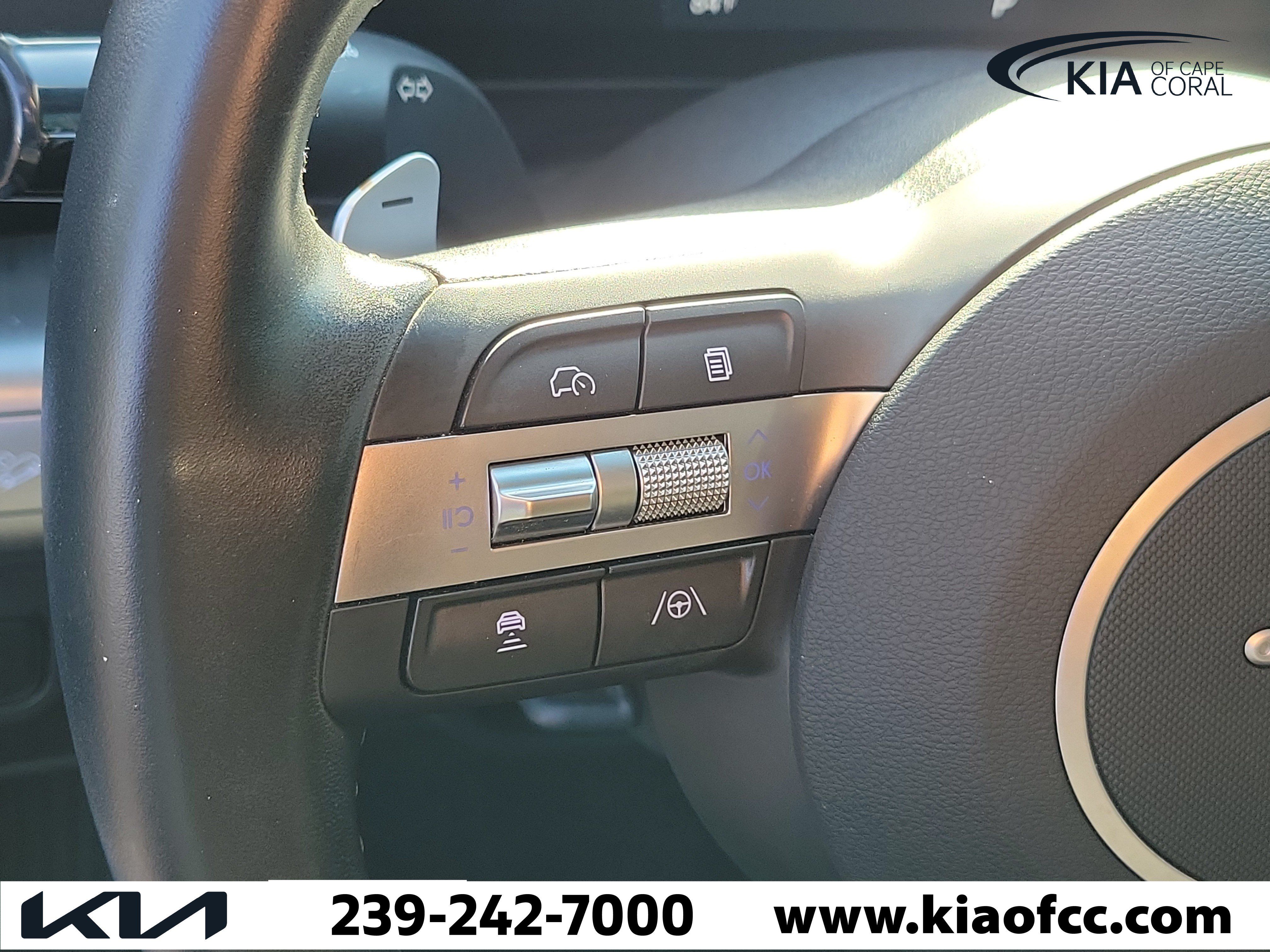 Used 2024 Hyundai Kona SEL w/ Convenience Package FWD image 24