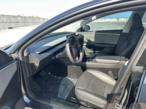 Used 2025 Tesla Model 3 Long Range RWD image 30