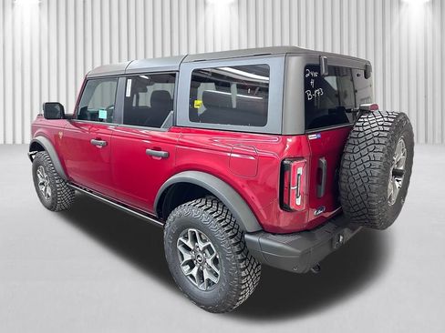 New 2025 Ford Bronco Badlands image 7